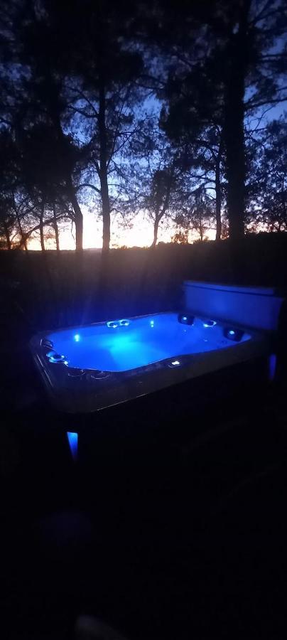 Gite Avec Spa Jacuzzi Au Coeur De Provence Cote D'Azur Saint-Antonin-du-Var Dış mekan fotoğraf